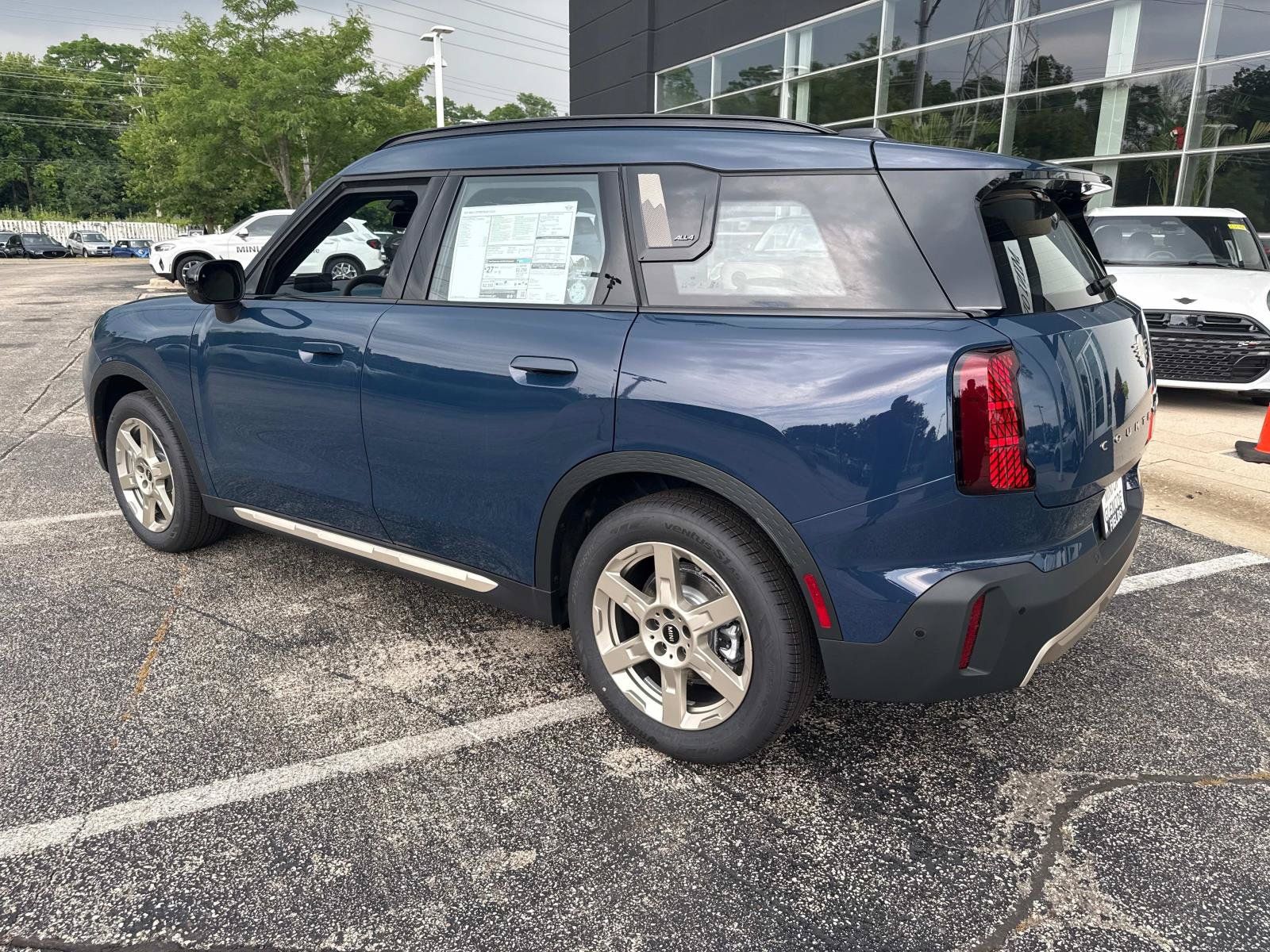 Certified 2025 MINI Cooper Countryman S AWD/4WD image 7