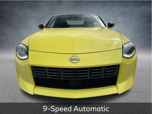 Used 2024 Nissan Z Performance w/ Floor Mat Package RWD image 3