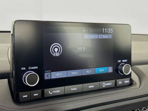 Certified 2025 Honda Accord SE image 14