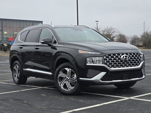 Used 2023 Hyundai Santa Fe SEL w/ Premium Package image 2