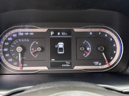 Certified 2022 Hyundai Santa Cruz SE AWD/4WD image 8