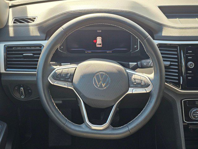 Used 2023 Volkswagen Atlas SEL AWD/4WD image 27