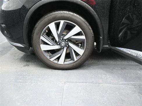 Used 2018 Nissan Murano Platinum image 12