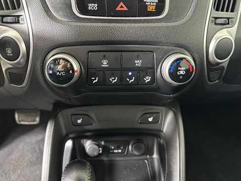 Used 2013 Hyundai Tucson GLS image 22