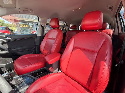 Used 2021 Volkswagen Tiguan S FWD image 13