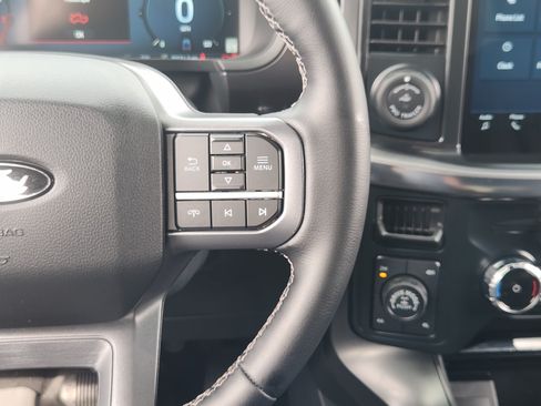 Used 2025 Ford F150 Lariat AWD/4WD image 28