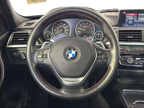 Used 2018 BMW 330i Sedan w/ Convenience Package RWD image 10
