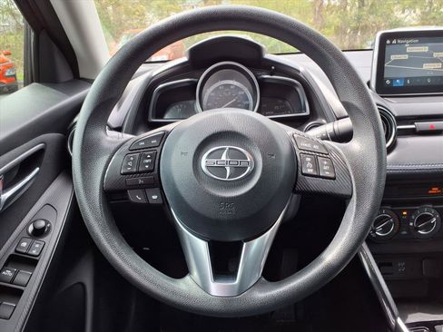 Used 2016 Scion iA FWD image 16