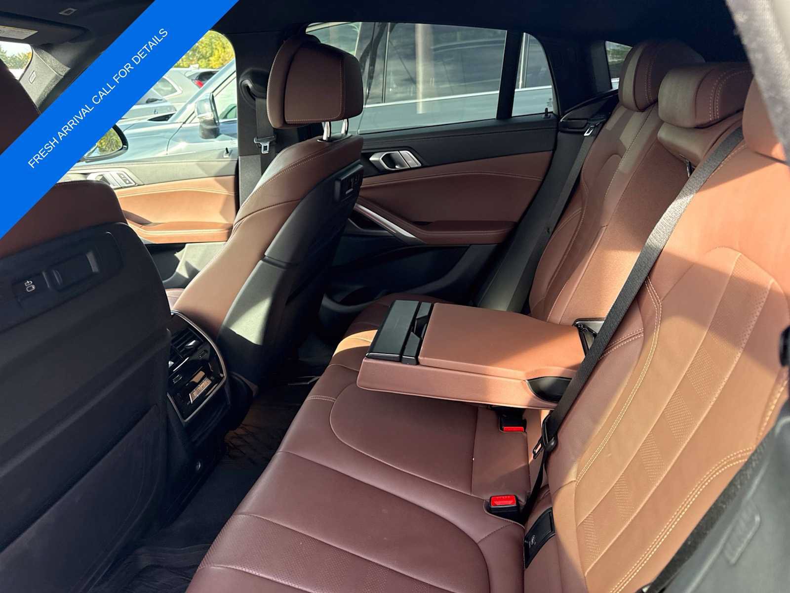 Used 2022 BMW X6 xDrive40i w/ M Sport Package AWD/4WD image 11