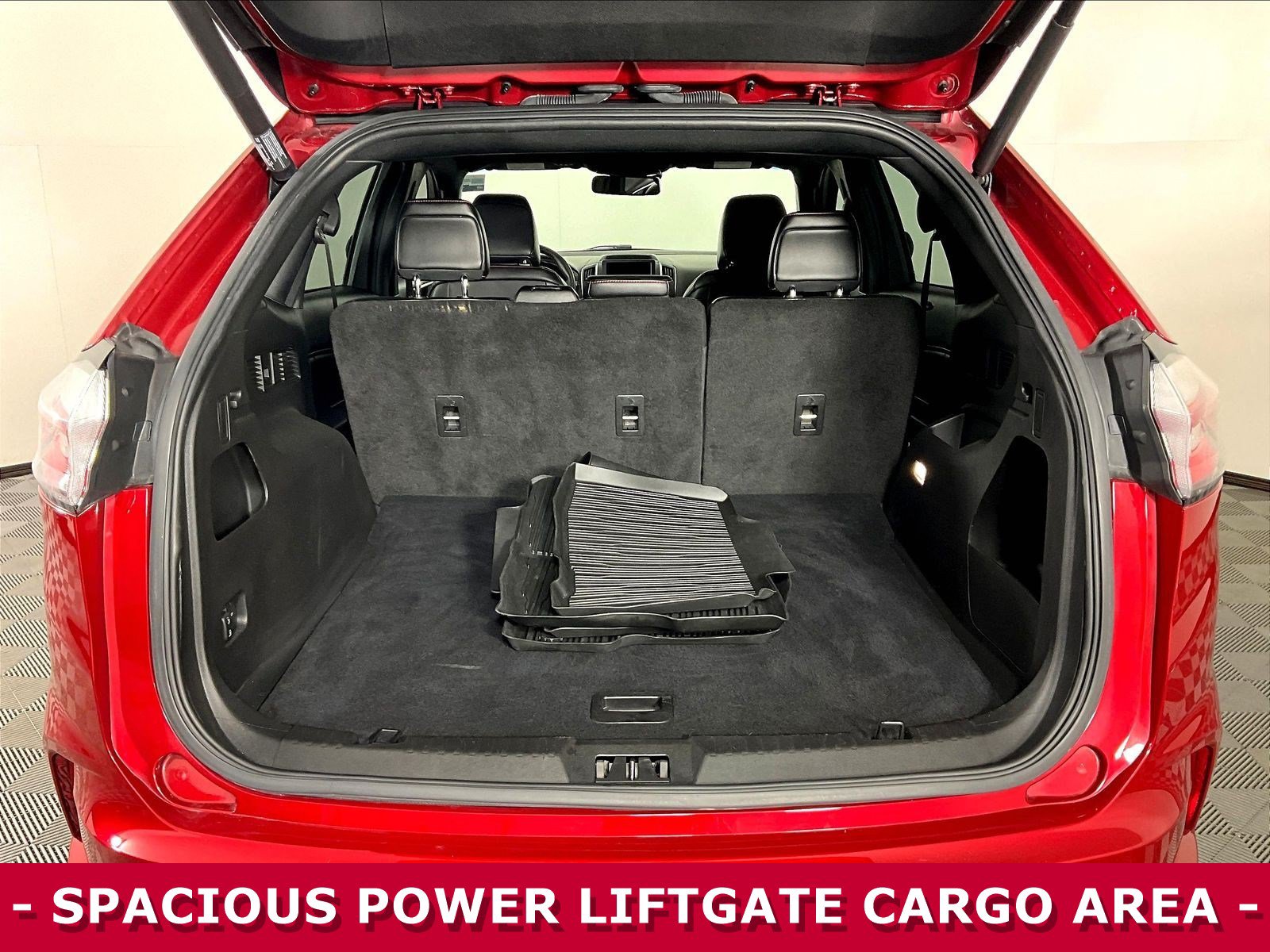 Used 2022 Ford Edge ST-Line AWD/4WD image 35