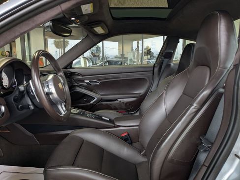 Used 2016 Porsche 911 Turbo S image 13