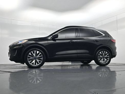 Used 2020 Ford Escape Titanium AWD/4WD image 43