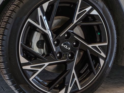 Used 2025 Kia K5 GT-Line w/ GT-Line Premium Package image 31