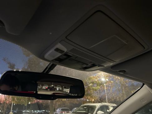 Used 2017 Acura RDX AWD image 23