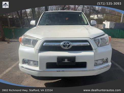 Used 2012 Toyota 4Runner SR5 AWD/4WD image 2