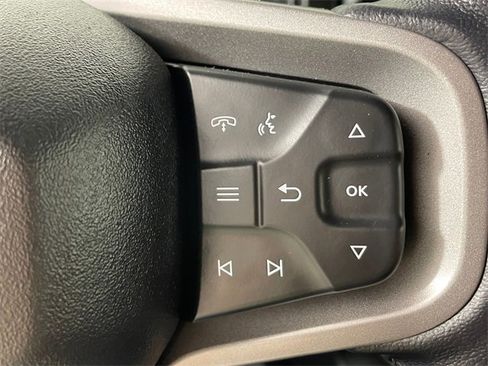 Used 2022 Ford Bronco Black Diamond image 14