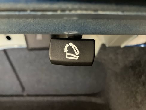 Used 2024 Volkswagen Jetta S image 24