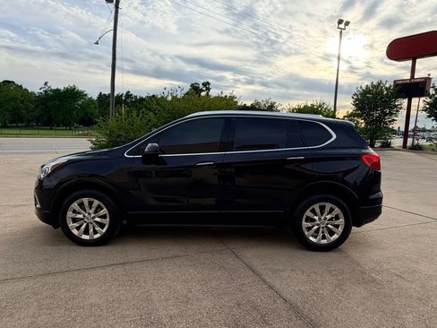 Used 2017 Buick Envision Essence image 2