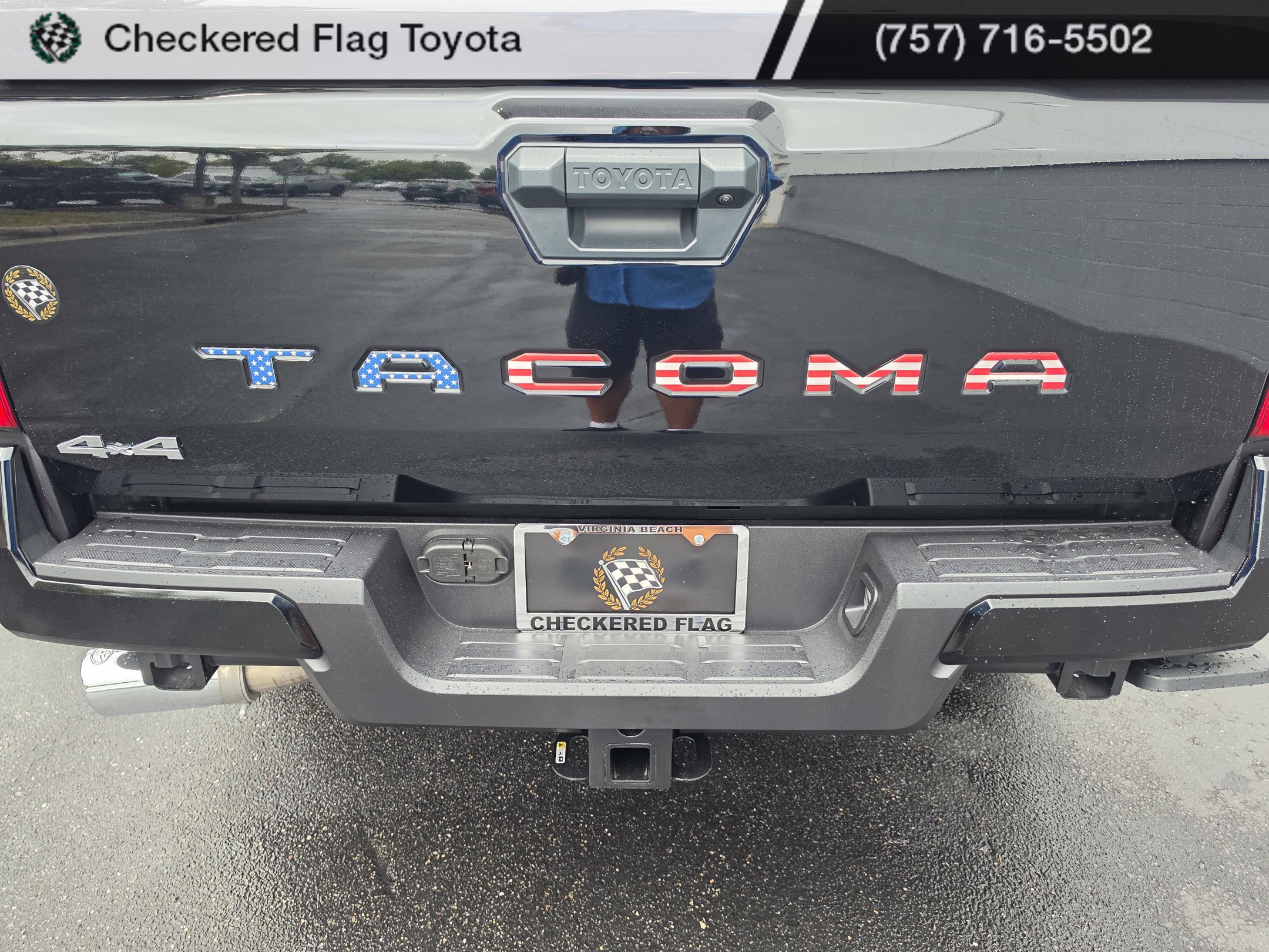 Used 2025 Toyota Tacoma SR5 AWD/4WD image 13