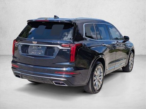 Used 2021 Cadillac XT6 Premium Luxury FWD image 5