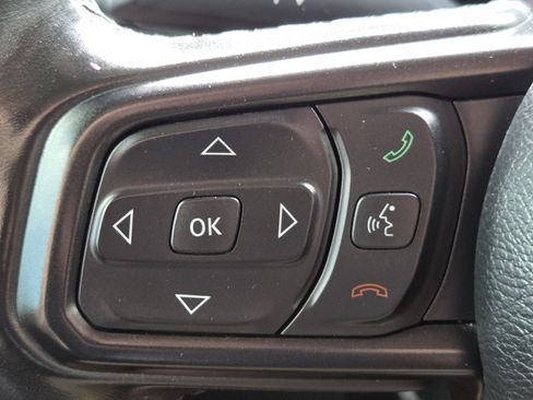 Used 2020 Jeep Wrangler Sport AWD/4WD image 12