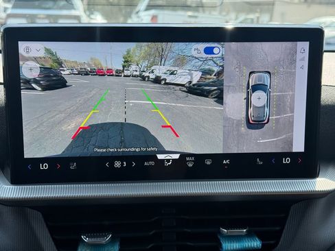 Used 2025 Ford Explorer ST-Line image 32