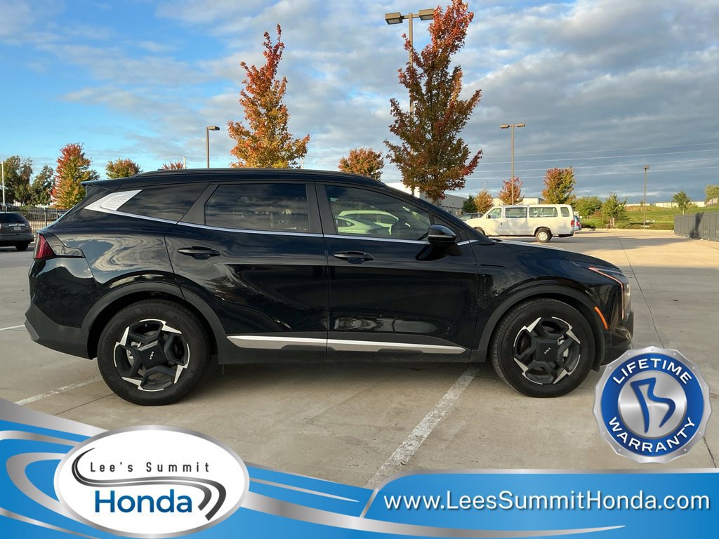 Used 2026 Kia Sportage EX w/ EX Panorama Roof Package FWD image 1