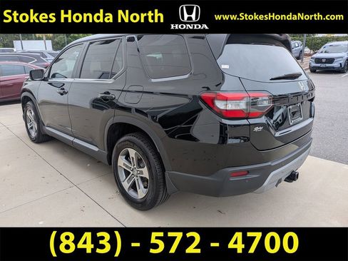 Certified 2025 Honda Pilot EX-L image 5