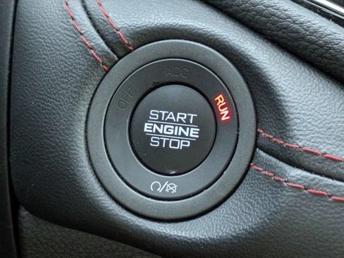 Used 2025 Dodge Durango GT RWD image 30