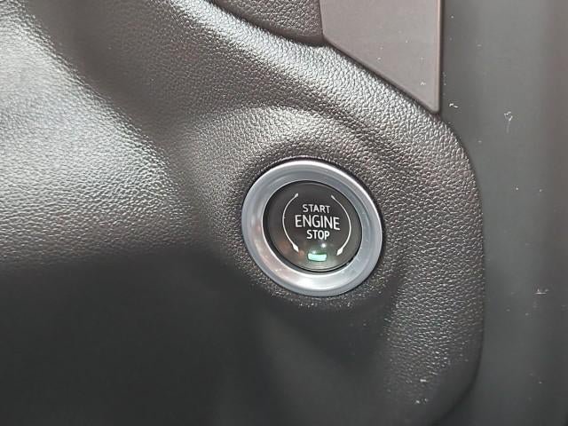 Used 2023 Chevrolet Silverado 1500 Custom RWD image 16