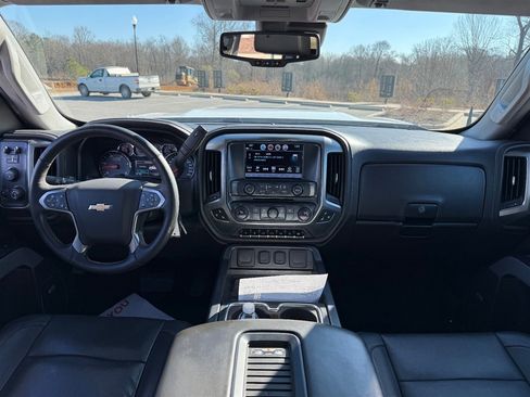 Used 2018 Chevrolet Silverado 2500 LTZ w/ Duramax Plus Package image 21