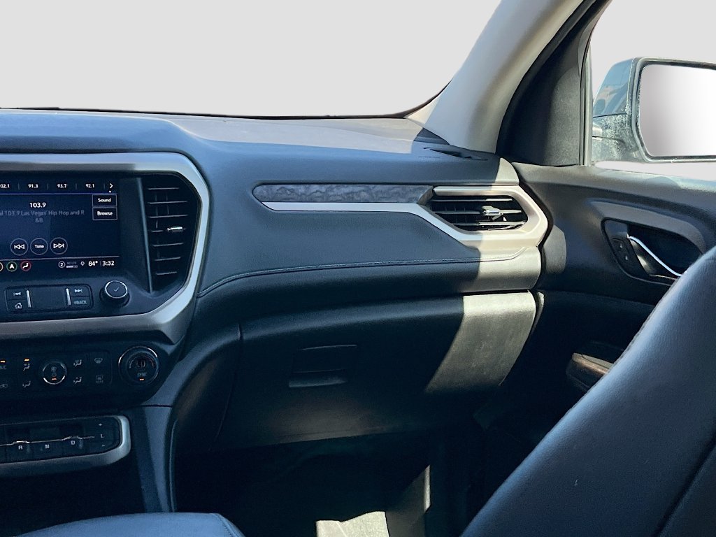 Used 2023 GMC Acadia Denali w/ Denali Ultimate Package FWD image 25