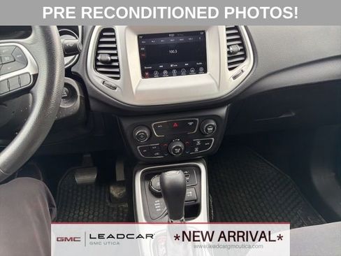 Used 2019 Jeep Compass Sport image 21