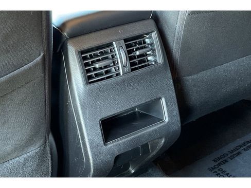 Used 2022 Mitsubishi Outlander ES image 43