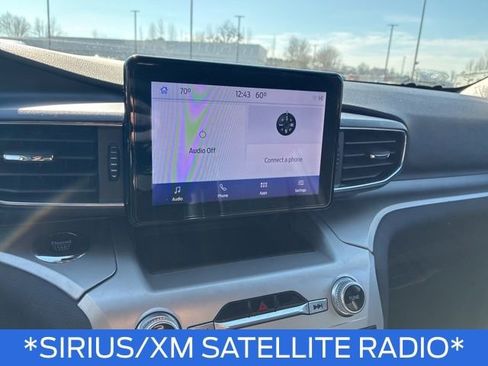 Used 2022 Ford Explorer XLT w/ Equipment Group 202A image 19