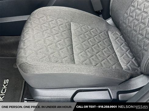 Certified 2025 Nissan Kicks SV w/ SV Premium Package image 18