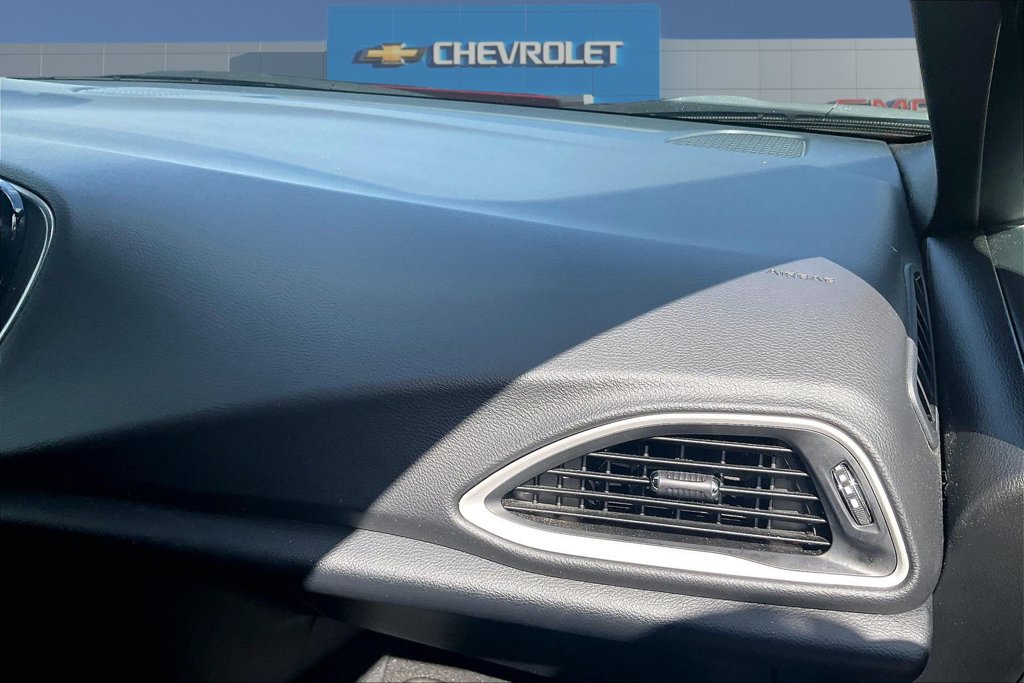 Used 2025 Chrysler Pacifica Select FWD image 27