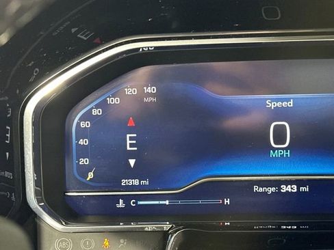 Used 2023 Chevrolet Silverado 1500 RST image 18