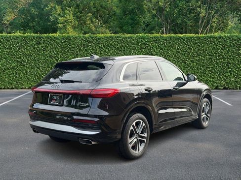 Used 2025 Audi Q5 Premium w/ Convenience Package AWD/4WD image 3
