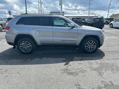 Used 2019 Jeep Grand Cherokee Limited w/ Luxury Group II AWD/4WD image 5