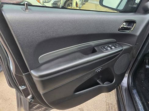Used 2020 Dodge Durango GT image 39