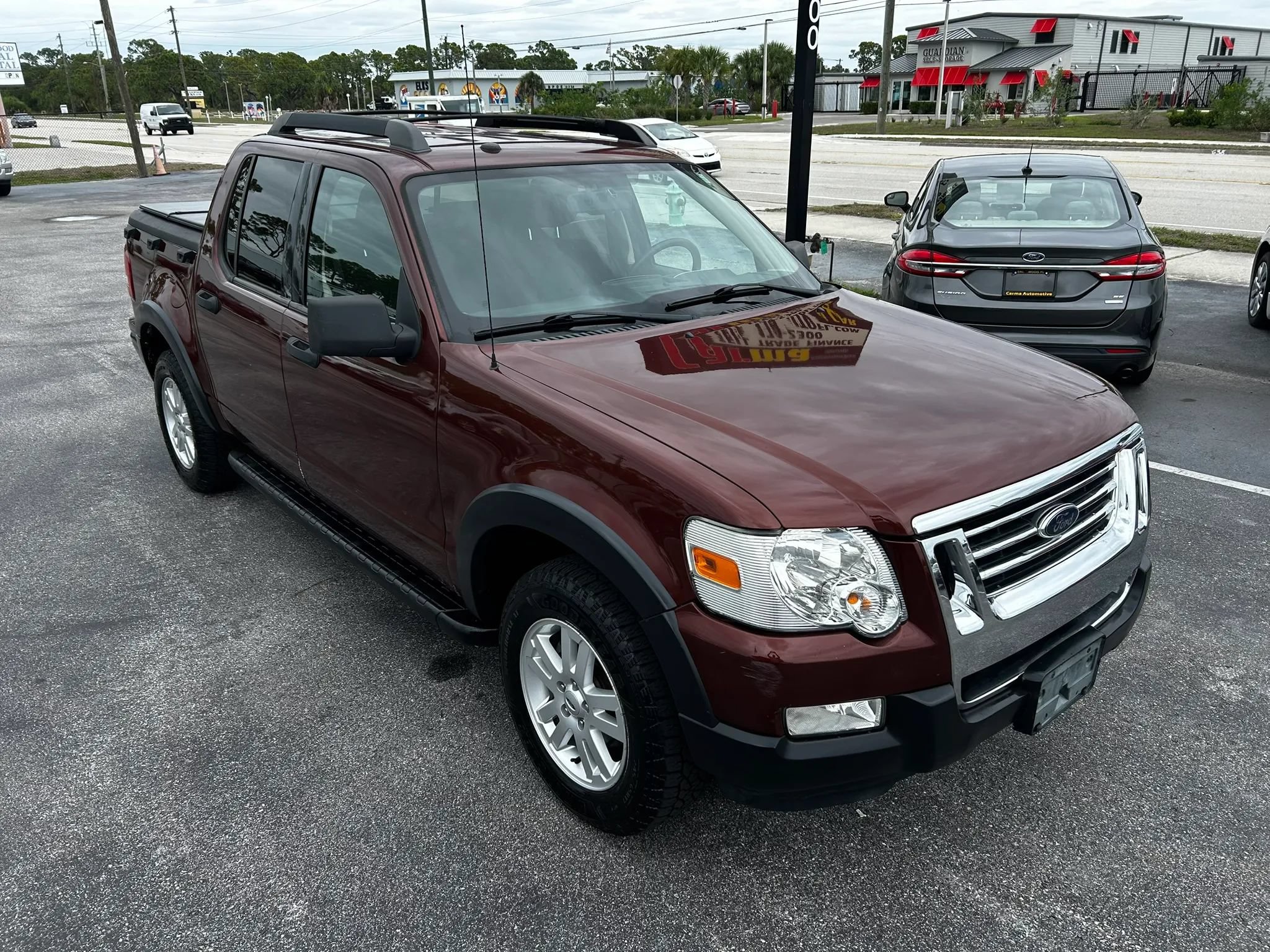 Used 2010 Ford Explorer Sport Trac XLT RWD image 7