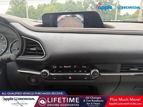 Used 2024 MAZDA CX-30 AWD 2.5 S w/ Premium Package image 9