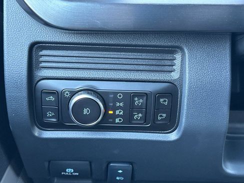 New 2026 Ford F250 Lariat w/ Black Appearance Package image 22