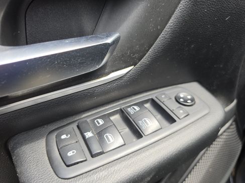 Used 2020 RAM 1500 Big Horn RWD image 18