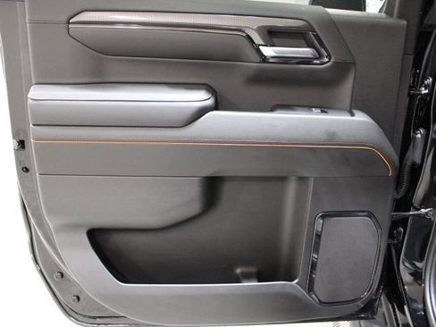 Used 2024 GMC Sierra 1500 AT4 w/ Technology Package image 15