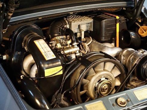 Used 1987 Porsche 911 Carrera RWD image 94