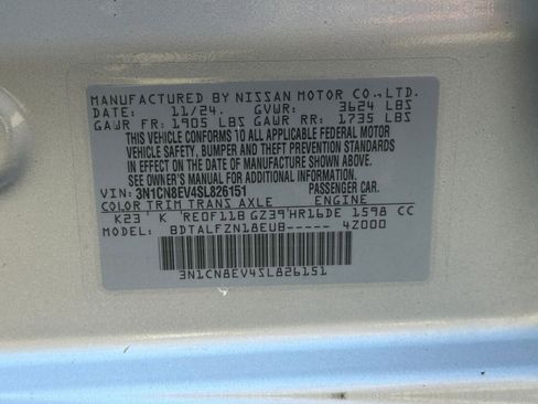 Used 2025 Nissan Versa SV image 27