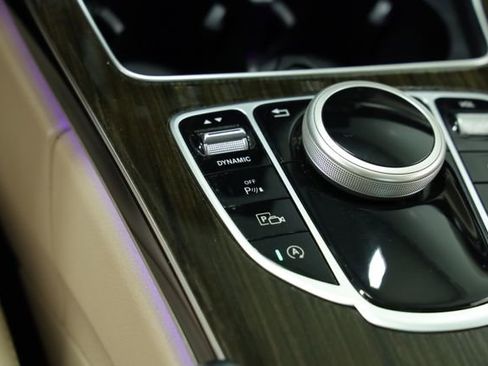 Used 2021 Mercedes-Benz C 300 Sedan image 24