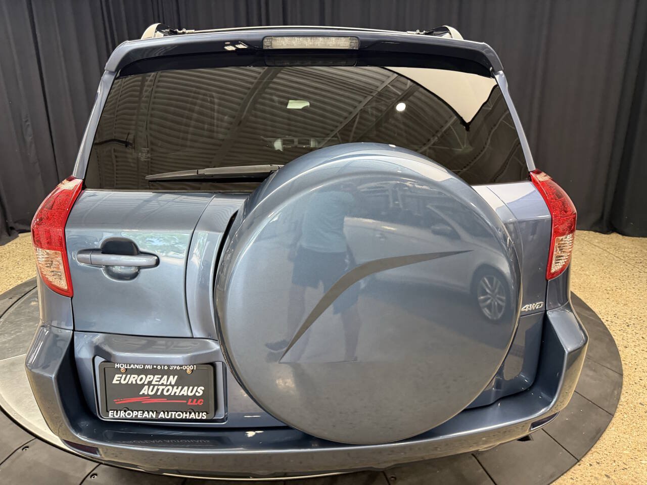 Used 2008 Toyota RAV4 Limited AWD/4WD image 9